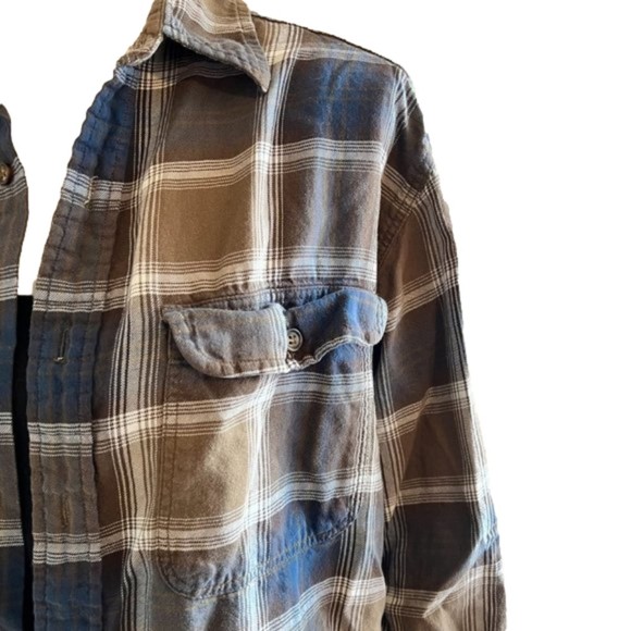 Gap Lightweight Brown & Navy Plaid Button Down Long Sleeve Shirt Size Medium - Picture 3 of 14